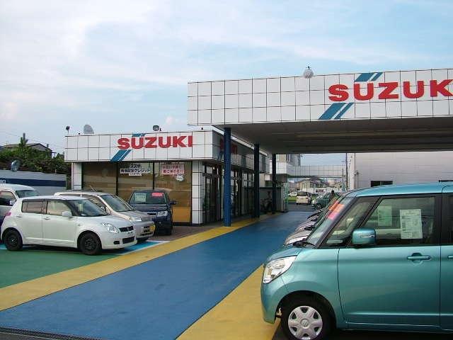 岐阜県でスズキのお車をお求めの方はぜひ当店へ！！当店は岐阜県下11店舗を構える岐阜スズキの中古車専門店です★展示場には80台前後のお車を展示しております。
